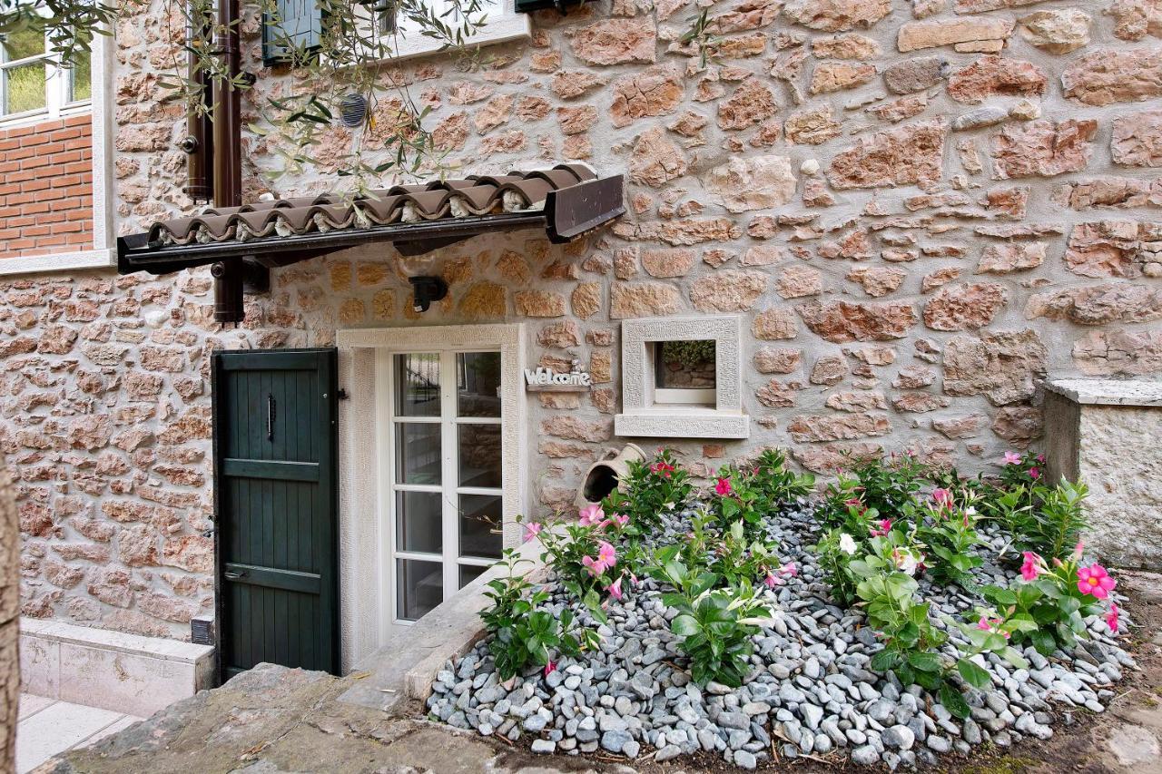 Rustico Alle Fornare Торри-дель-Бенако Экстерьер фото